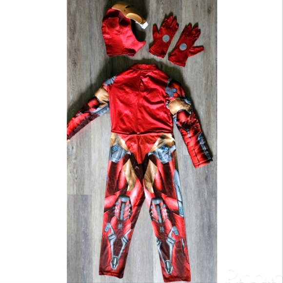Iron Man Costume - Picture 3 of 15